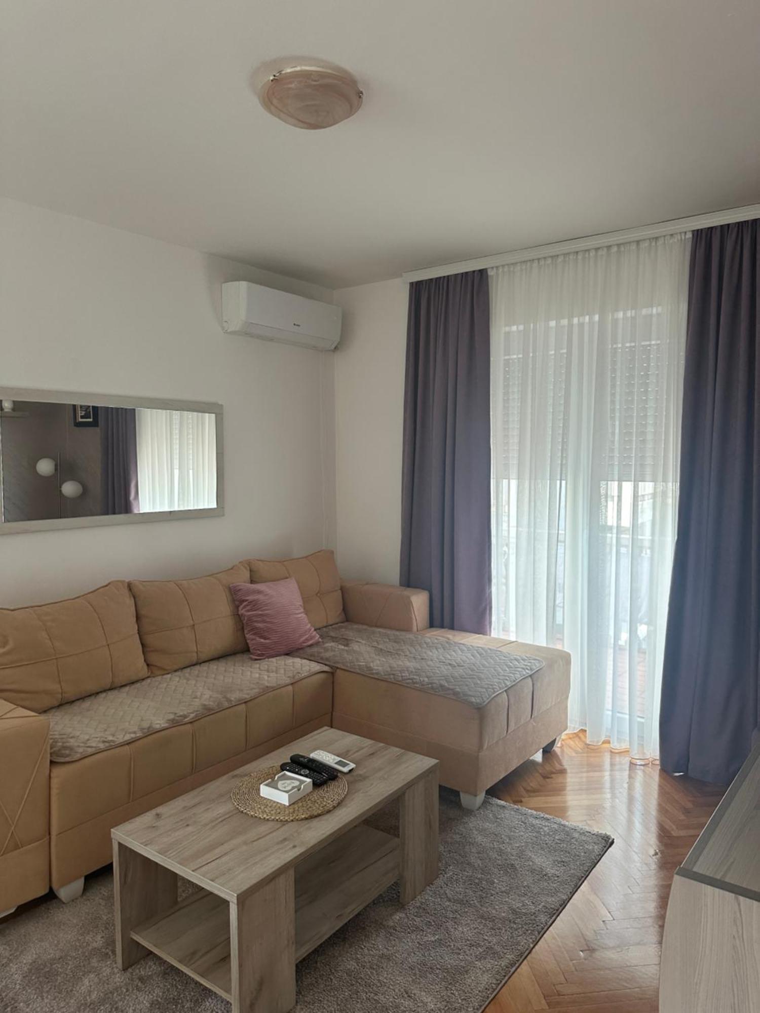Apartment Nina *